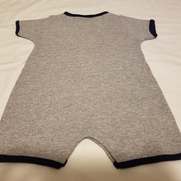 Unisex Broncos Romper - Picture 4 of 4